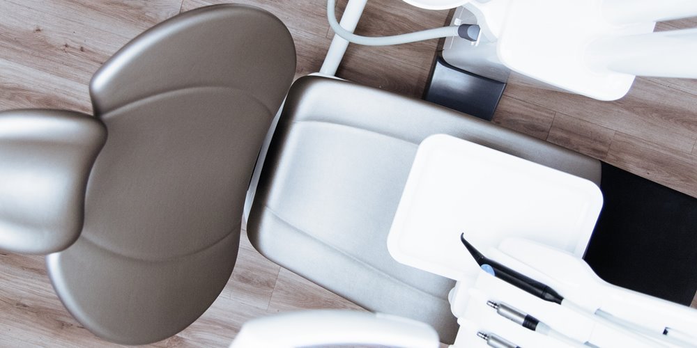 Dental chair